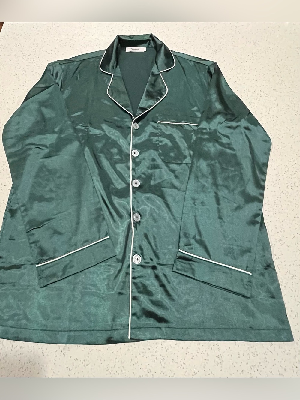 Men’s Sateen Polyester Emerald Green Pajama Set Size Large New Without Tags